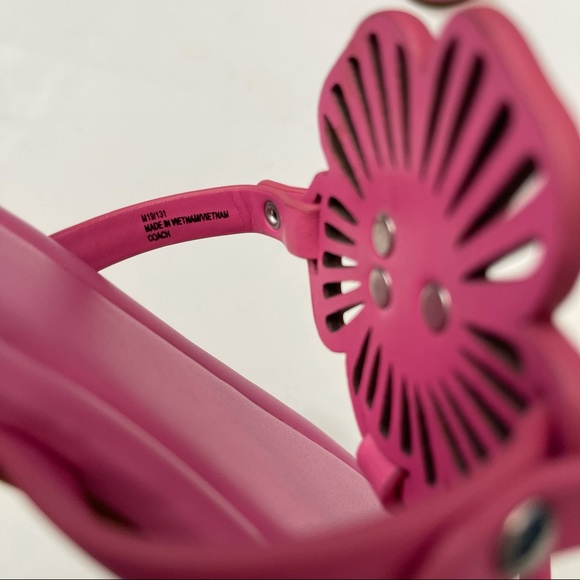 Coach Julia Sandal - Picture 9 of 16